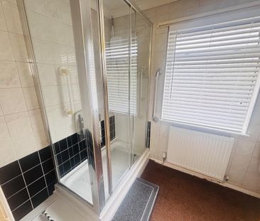 3 bedroom semi-detached house to rent - Photo 6