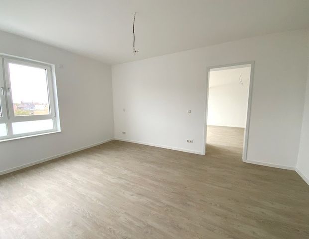 Exklusive Wohnung im Staffelgeschos mit 2 Dachterrassen und großzügigem Raumangebot in OB-Alstaden - Photo 1