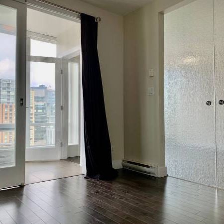 $2,675 / 1br + den + solarium – Downtown Dolce at Symphony Place - Photo 1