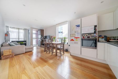 Brentford High Street, London TW8 - Photo 2