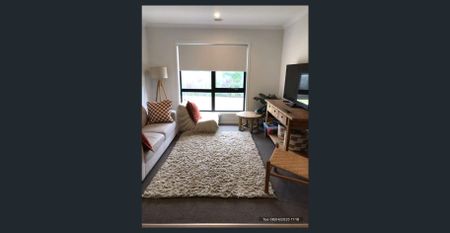 Contemporary Coastal Living in a Near-New Torquay Townhouse - Photo 2