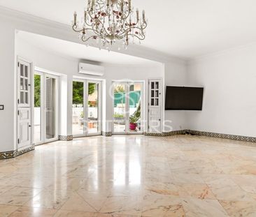 Cascais e Estoril, Lisbon - Photo 1