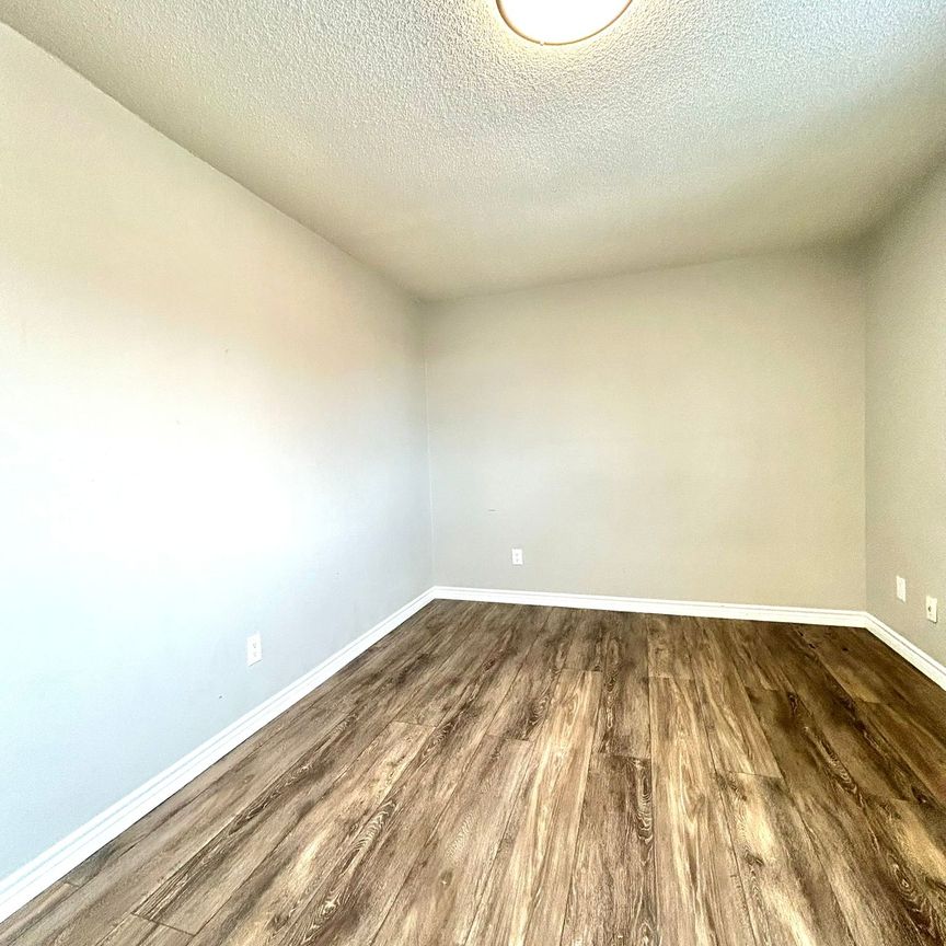 For Lease - 28 Beisel Court, Brampton, Ontario - Photo 1