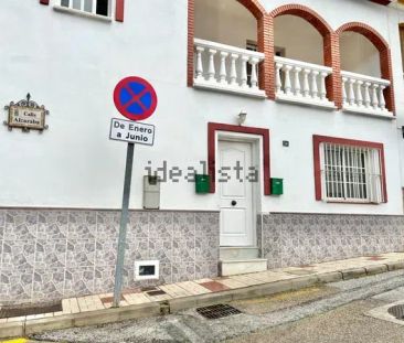 Alquiler de casa o chalet independiente en Centro - Photo 3