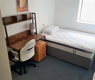 2 Bed Penthouse, The Axis, NG1 - Photo 5