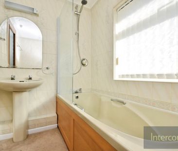 Church Green, CB10, Hinxton - Photo 2