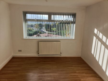 2 Bed Flat, Townfield Lane, CH43 - Photo 2