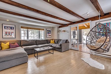 Maison unifamiliale détachée à louer à Saint-Sauveur, Quebec - Photo 4