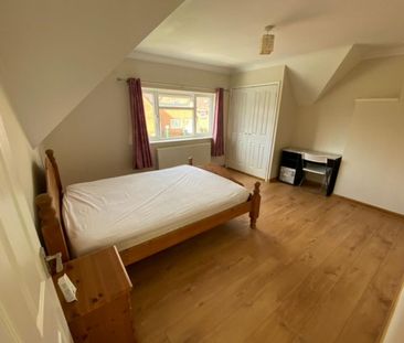 5 bedroom semi-detached house to rent - Photo 1