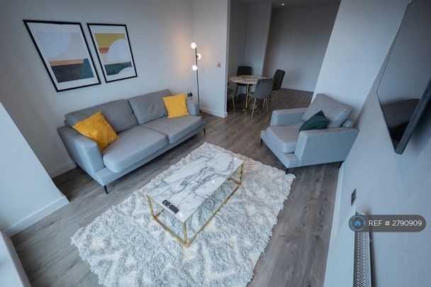 2 bedroom flat to rent - Photo 1