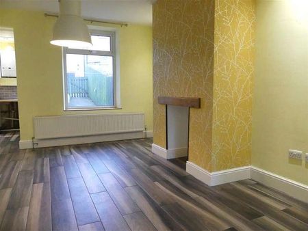 East Parade, Steeton, Keighley, BD20 - Photo 4