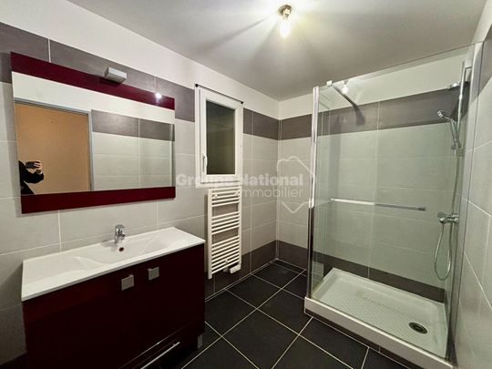 Appartement T4 de 101m2, à Jonquières Saint Vincent, - Photo 1