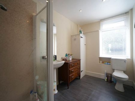 97 Gladstone Terrace - Photo 3