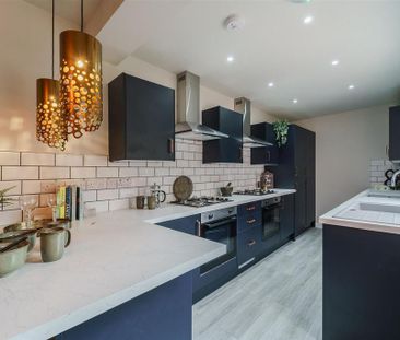 Studio to rent - Photo 6