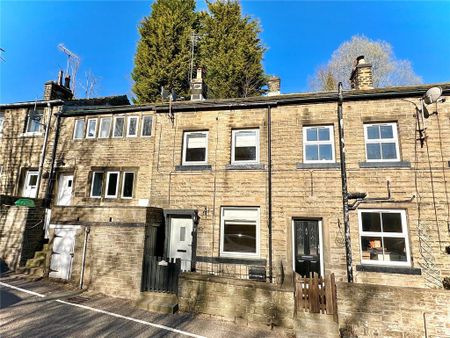 2 bedroom terraced house to rent - Photo 4