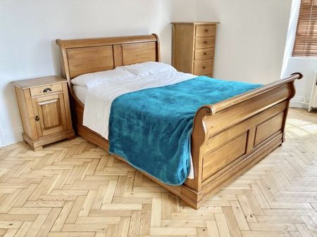 Bryanston Place, London - Photo 3