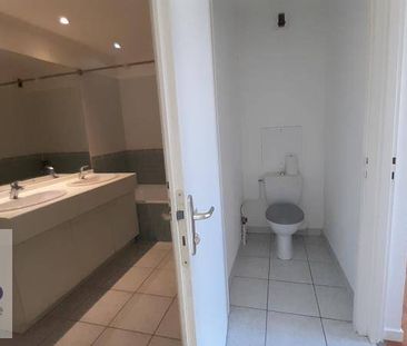 Location Appartement 3 pièces 69m² SEYSSINET PARISET 38170 - Photo 4