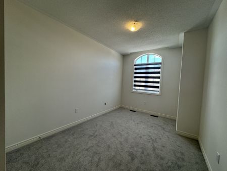 For Lease - 45 Gledhill Crescent, Cambridge, Ontario - Photo 4