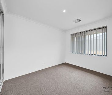 4x2 Family Home in Wellard! - Photo 2