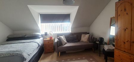 BEVERLEY~BEDS - Home from Home Let's & Self~Contained Studio - Photo 2