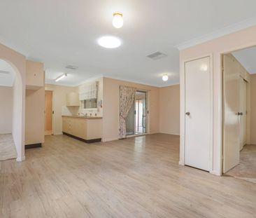 Tidy Three Bedroom South Tamworth - Photo 1