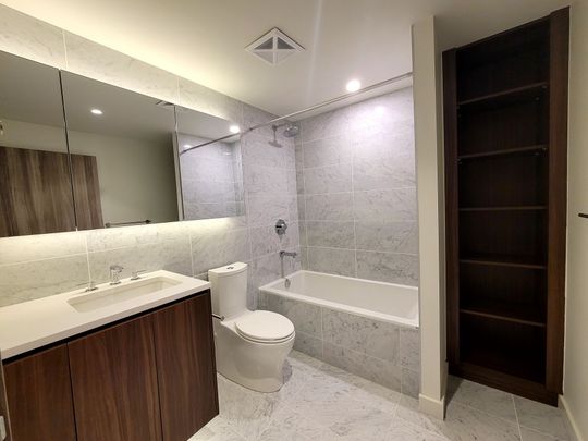 For Lease - 95 McMahon Drive Unit# 2905, Toronto, Ontario - Photo 1