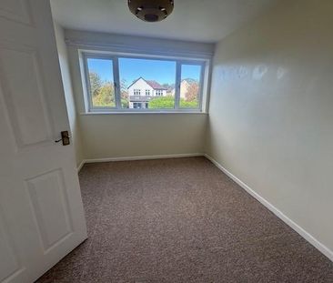 3 bedroom link detached house to rent - Photo 6