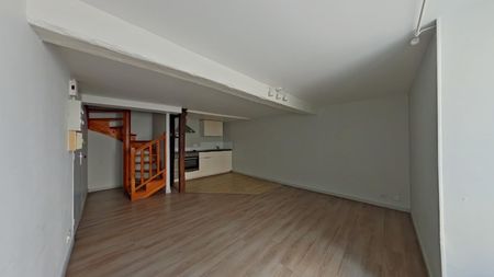 Location Appartement 4 pièces 85m² POITIERS 86000 - Photo 2