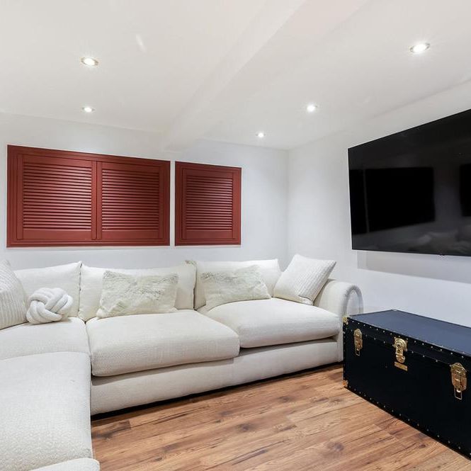 4 bedroom house to rent - Photo 1