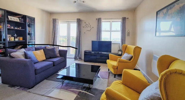 Brook Square - Photo 1