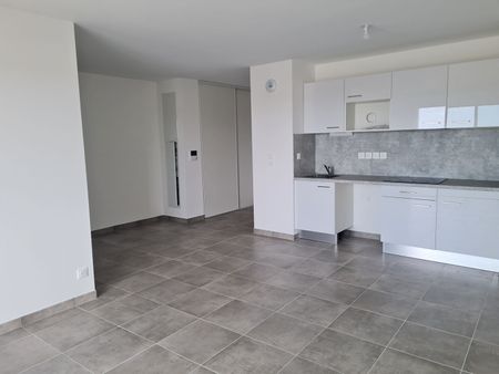 Location Appartement 3 pièces 64m² MONTPELLIER 34000 - Photo 4