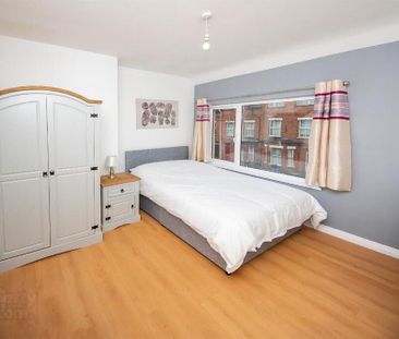 Room 3, 46 Wellesley Avenue, Belfast, BT9 6DH - Photo 3