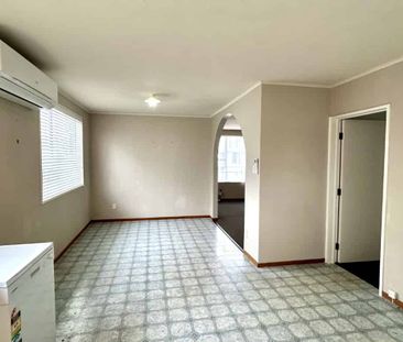 Character Cottage - Photo 5