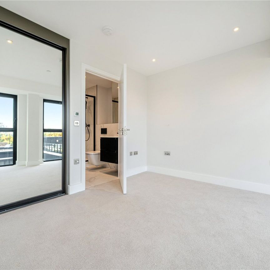 Cockfosters Road, EN4, Barnet - Photo 1