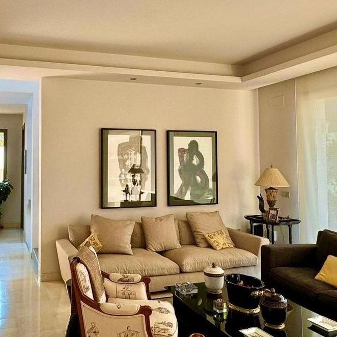 4 bedroom luxury Villa for rent in The Golden Mile, Marbella, Andalusia - Photo 1