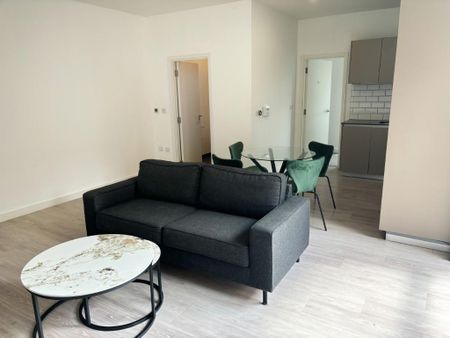 2 bedroom apartment to rent - Photo 4