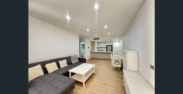 Furnished Second-Floor Three-Bedroom Apartment for Lease! - Photo 1