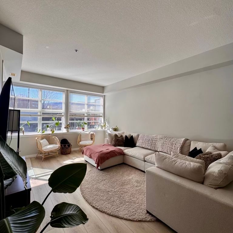 2 Bdrm in Downtown Kelowna: June 1 - Photo 1