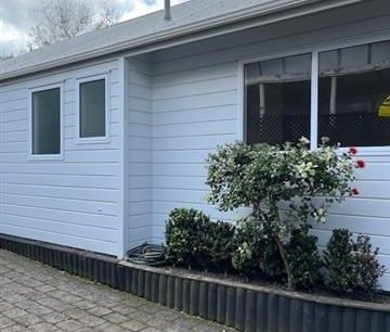 IMMACULATE 2 BEDROOMS - GLENDOWIE - Photo 1