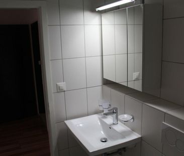 Gemütliche 2-Zimmer-Wohnung mit Balkon in Rudolfstetten-Friedlisberg - Foto 4