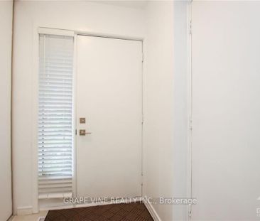 For Lease - 121 Erin Crescent, Hunt Club - Windsor Park Village and... - Photo 5