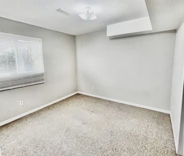 53 Eden Drive - Photo 2