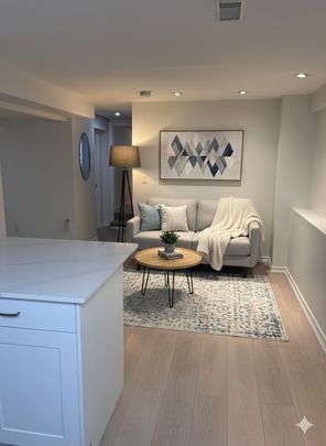 For Lease - 5 Edgewood Gardens Unit# Basement, Toronto, Ontario - Photo 1