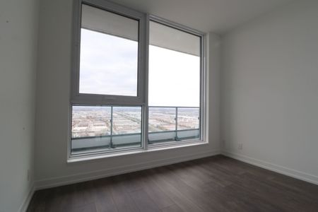 For Lease - 898 Portage Parkway Unit# 4302, Vaughan, Ontario - Photo 4