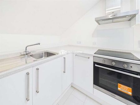 Oakwood Road, Bricket Wood, AL2 - Photo 5