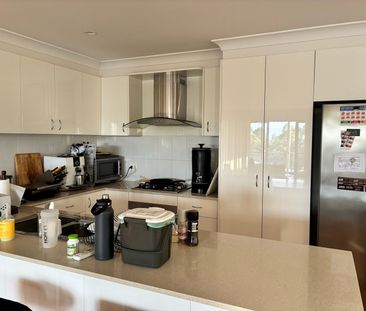 Albion Park - Photo 4