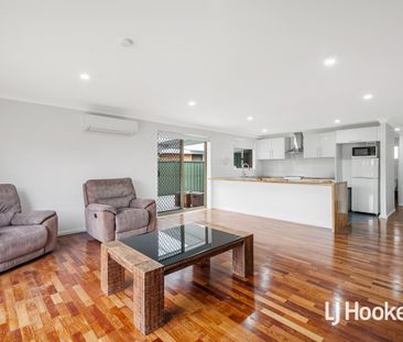 13 Pagoda Crescent, Quakers Hill NSW 2763 - House For Rent | Domain - Photo 4