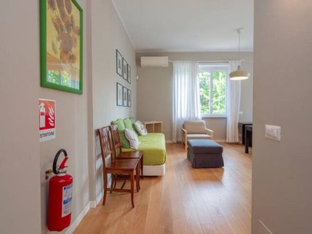 Via Sambuco, Milan, Lombardy 20122 - Photo 5