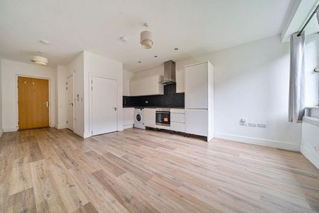 Studio to rent - Photo 3