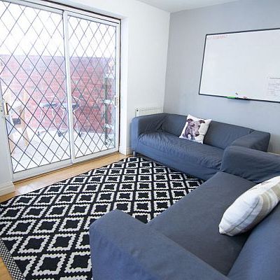 24 Low Mill Close - Photo 1